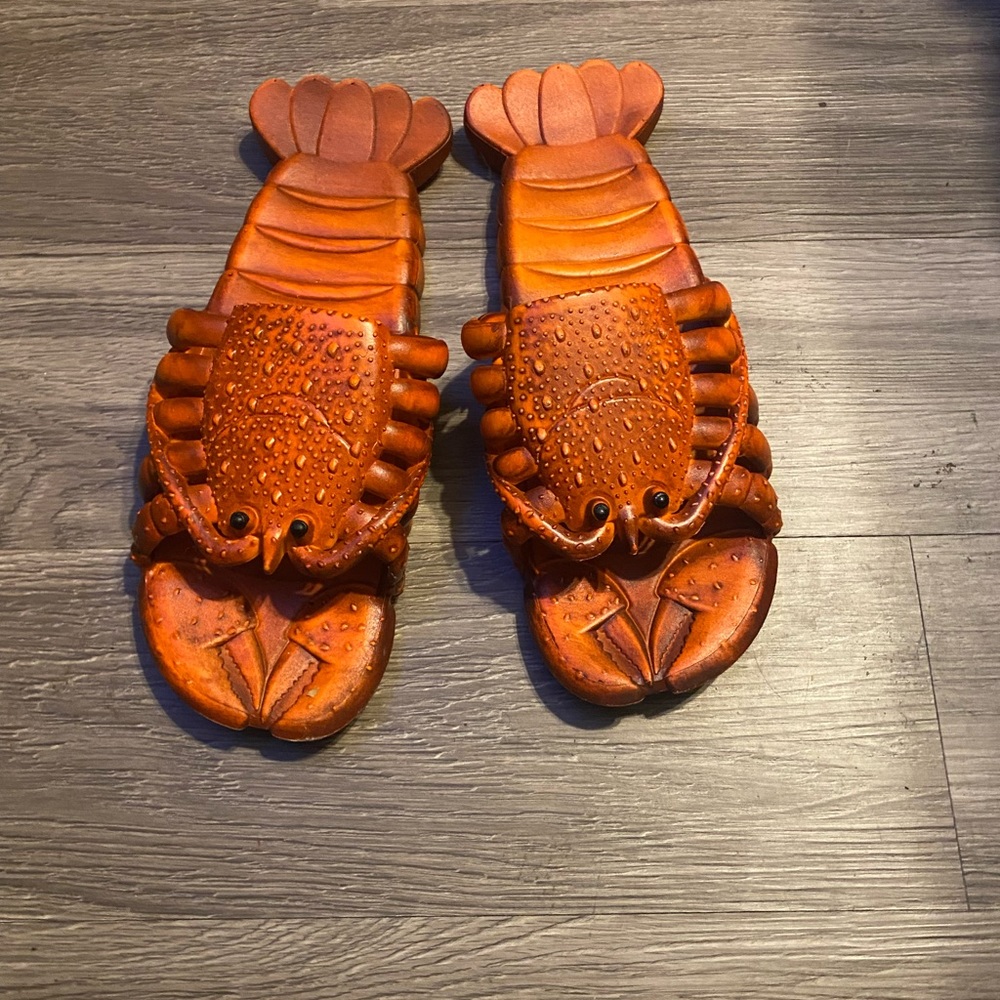 Lobster sandals